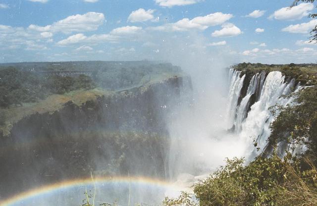 05victoria-falls