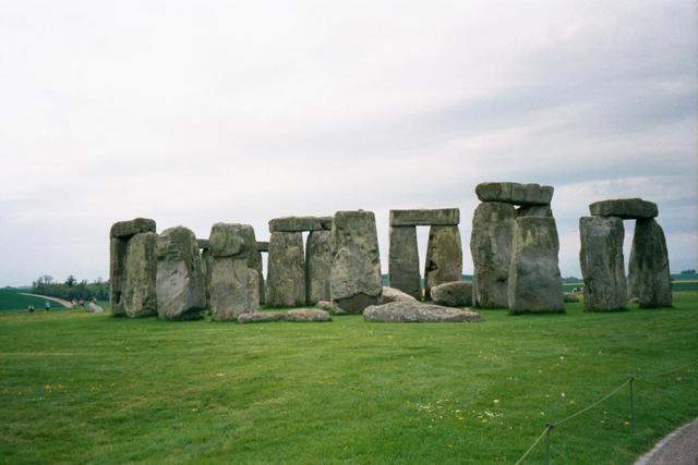 StoneHenge1